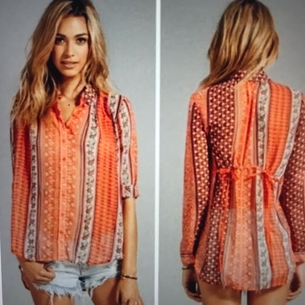 Free People long sleeve floral blouse. Size medium